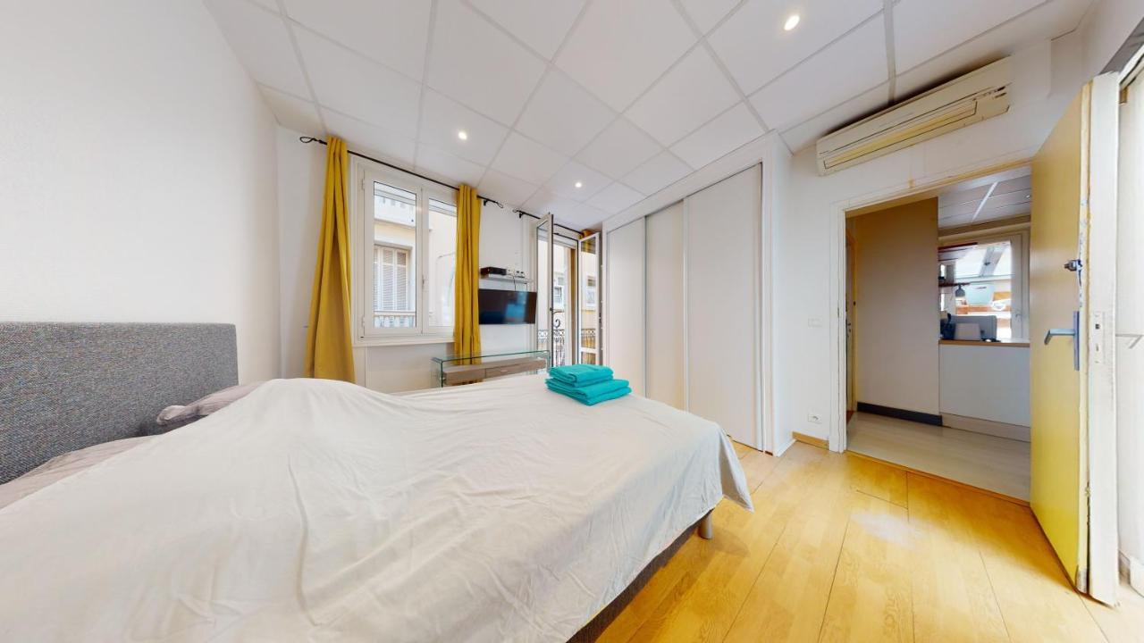 Charming 2 Bedroom Haven Steps Away From Prince'S Palace Монте-Карло Экстерьер фото